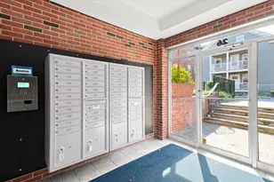 26 Waverly St, Boston, MA 02135 - Photo 22