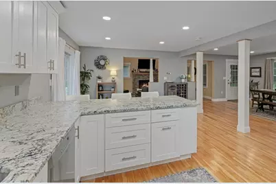 19 Hampstead Street, Methuen, MA 01844 - Photo 10