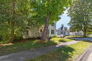 13 Mechanic St, Winchendon, MA 01475 - Photo 34