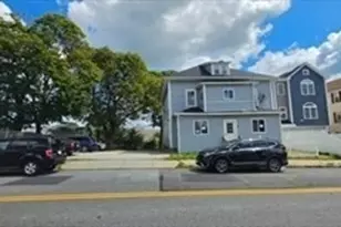 56 Plantation St, Worcester, MA 01604 - Photo 2