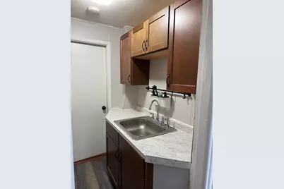 157 Hathaway St #3E, New Bedford, MA 02746 - Photo 20