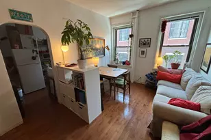 14 Irving St, Boston, MA 02114 - Photo 2