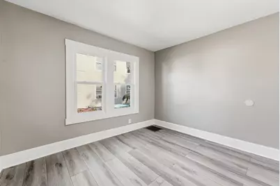 195 Jasper St, Springfield, MA 01109 - Photo 14
