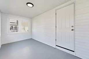 195 Jasper St, Springfield, MA 01109 - Photo 26