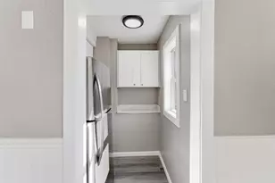 195 Jasper St, Springfield, MA 01109 - Photo 8
