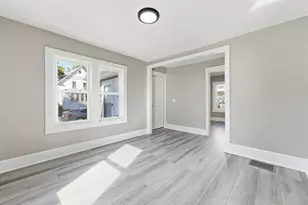 195 Jasper St, Springfield, MA 01109 - Photo 4
