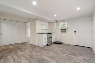 125 Thacher, Milton, MA 02186 - Photo 18
