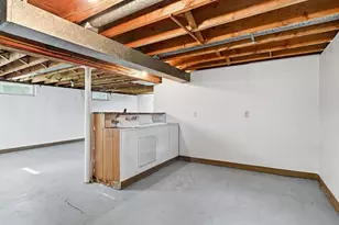 9 Brook St, South Hadley, MA 01075 - Photo 24