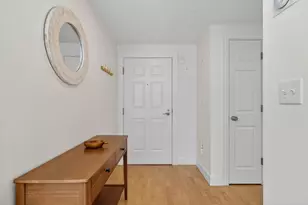 10 Bowdoin St, Boston, MA 02114 - Photo 18