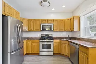 11 Woodrow Ave, Boston, MA 02124 - Photo 8