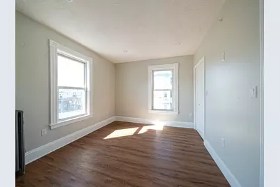 7 Cherry St #1, Lynn, MA 01902 - Photo 4
