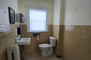 121 Whitwell St, Quincy, MA 02169 - Photo 20
