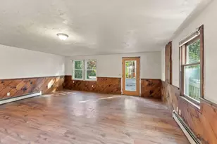 69 Lake Ave, Leicester, MA 01524 - Photo 6