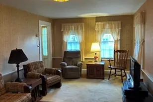 12 Stevens St, Barnstable, MA 02601 - Photo 10