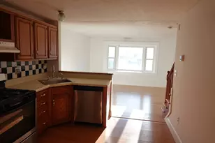 30 Angle St, Lowell, MA 01851 - Photo 6