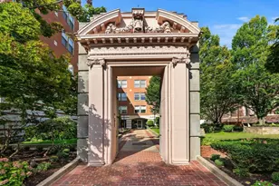 25 Marion St, Brookline, MA 02446 - Photo 32