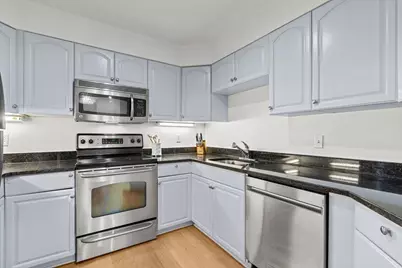 25 Marion St #27, Brookline, MA 02446 - Photo 10