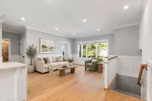 113 Beacon St, Somerville, MA 02143 - Photo 10