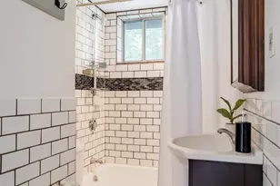 8 Pine St, Boston, MA 02136 - Photo 28