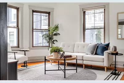 8 Pine St #2, Boston, MA 02136 - Photo 4