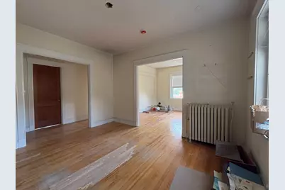 2 Claflin Rd #6, Brookline, MA 02445 - Photo 2