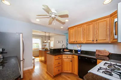 12 L Street, Hull, MA 02045 - Photo 12