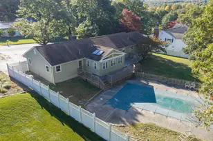 11 Carousel Dr, Millbury, MA 01527 - Photo 4