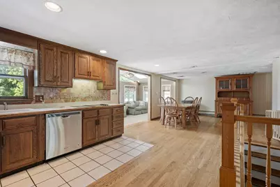 11 Carousel Dr, Millbury, MA 01527 - Photo 14
