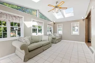 11 Carousel Dr, Millbury, MA 01527 - Photo 8