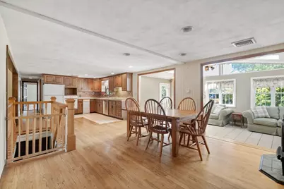 11 Carousel Dr, Millbury, MA 01527 - Photo 6