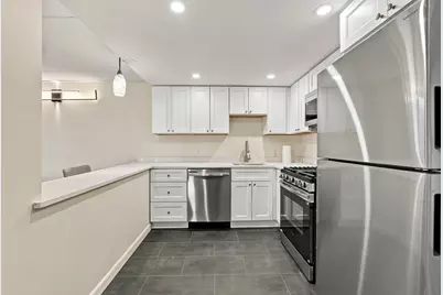 75 McCormick Terrace #13, Stoughton, MA 02072 - Photo 2