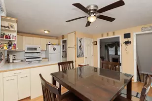 20 Angle St, Lowell, MA 01851 - Photo 4
