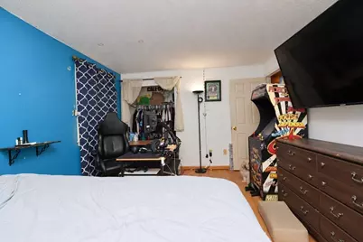 20 Angle St #10, Lowell, MA 01851 - Photo 16