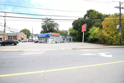 314 River St #2, Waltham, MA 02453 - Photo 2