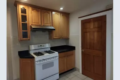 7 Bonwood St #2, Newton, MA 02460 - Photo 8