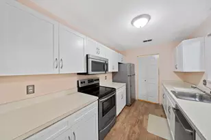 90 Sea St, Weymouth, MA 02191 - Photo 10