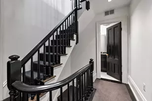 22 Joy St, Boston, MA 02114 - Photo 16