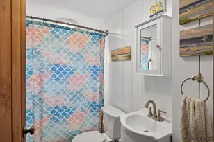 426 Grand Ave, Falmouth, MA 02540 - Photo 10