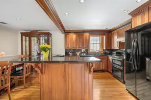 30 Hemenway Rd, Swampscott, MA 01907 - Photo 8