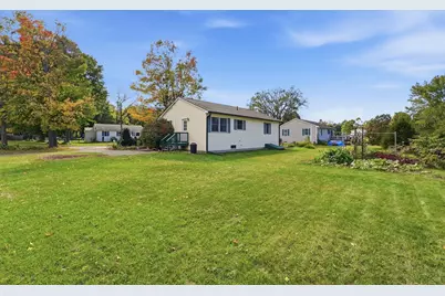 165 Ferry St, Easthampton, MA 01027 - Photo 2