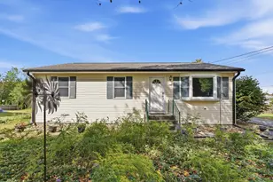 165 Ferry St, Easthampton, MA 01027 - Photo 32