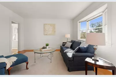 34 Oakland Ave, Lynn, MA 01905 - Photo 6
