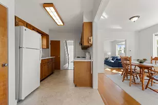 34 Oakland Ave, Lynn, MA 01905 - Photo 14