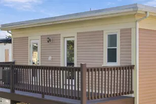 5 Adams Terrace, Cambridge, MA 02138 - Photo 2