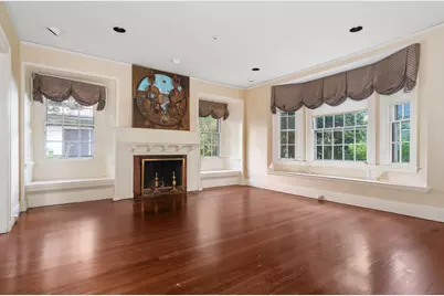 309 Buckminster Rd, Brookline, MA 02445 - Photo 4