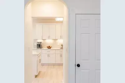 252 East Eagle Street #2, Boston, MA 02128 - Photo 4