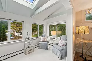 126 Village St, Marblehead, MA 01945 - Photo 2