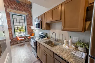 90 Grove St, Worcester, MA 01605 - Photo 2