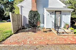 584 Slocum Rd, Dartmouth, MA 02747 - Photo 26