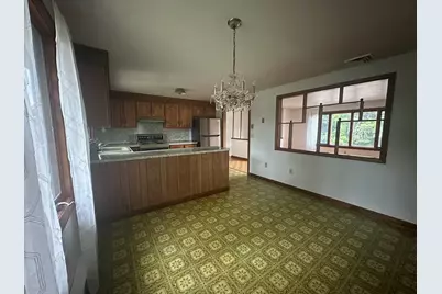 55 Summer Ave, Ludlow, MA 01056 - Photo 12